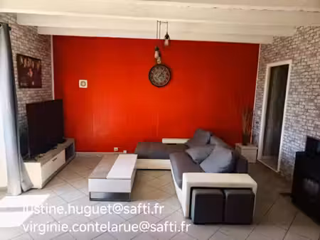maison spacieuse avec grange  terrain et panneaux solaires