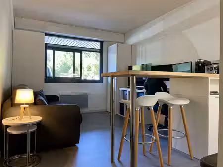 studio proche université