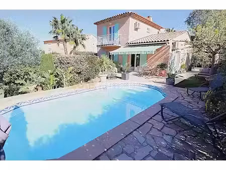 vente villa 4 pièces 124 m² à saint-raphael (83700)  795 000 €