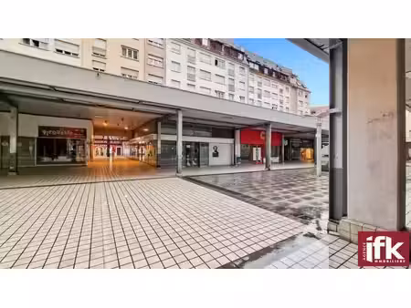 local commercial à louer