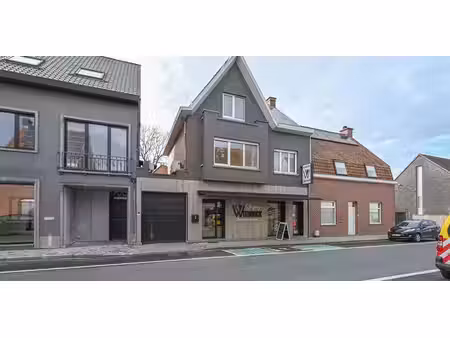 bâtiment commercial à vendre à sint-eloois-winkel pour € 375.000 avec 4 chambres à coucher