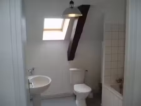 location meublée appartement 1 pièce 20 m² à valdoie (90300)  360 €