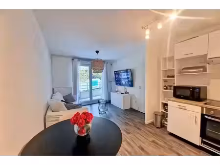 charmant t2 moderne à noisy-le-sec – 40 83 m²
