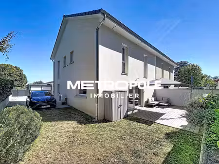 maison t5 récente de 105 m2