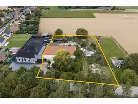 hangar de 1000m² à vendre