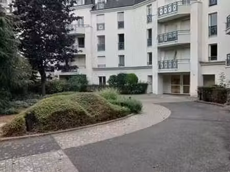 location appartement 2 pièces à châtillon (92320) : à louer 2 pièces / 36m² châtillon