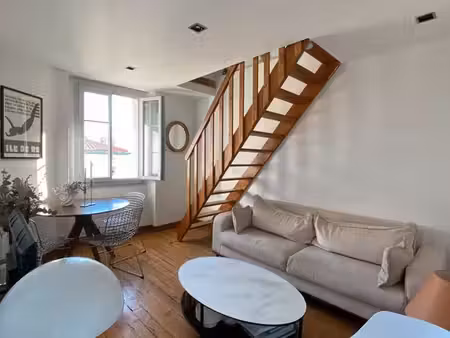 duplex de 35m2 carrez et 45m2 au sol au coeur de biarritz