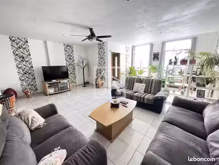 maison de ville 7 pièces 196 m²