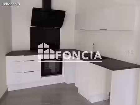 appartement 3 pièces 63 m²