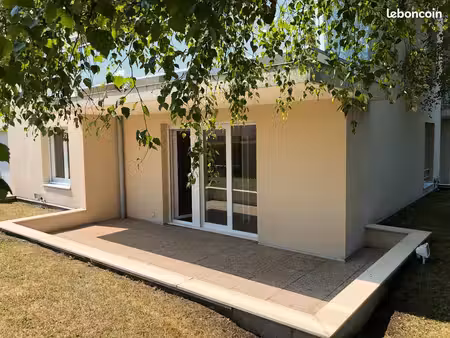 superbe 2 pièces 51 m2 avec terrasse  garage & cave