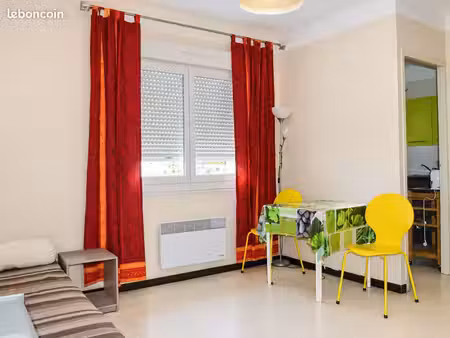 studio 1 pièce 23 m²