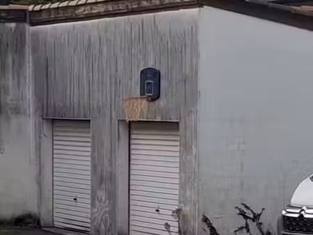 garage fermé plus parking