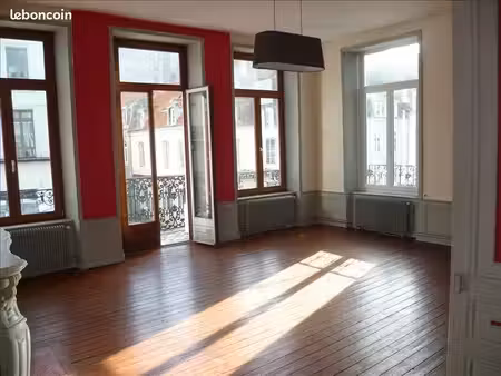 appartement 3 pièces 91 m²