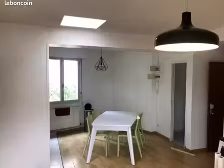 beau t2 42m² meublé et équipé + parking