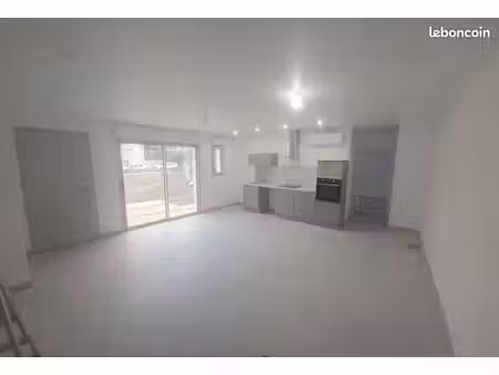maison neuve t2 châtellerault