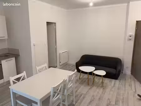 loue studio meublé