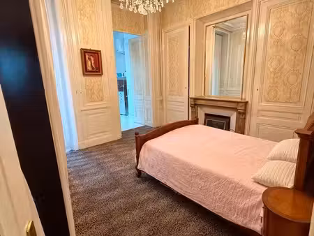 chambre à louer en sous-location – quai victor augagneur ◊