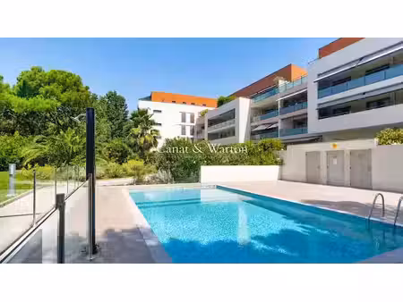 vente appartement 2 pièces 54 m² à saint-raphael (83700)  247 000 €