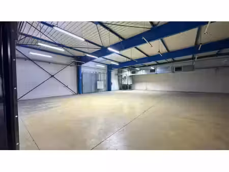 location bureau 1 pièce 2830 m² à bressuire (79300)