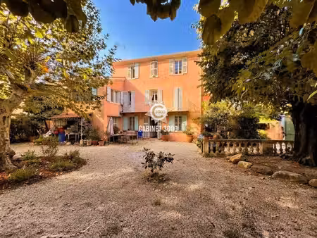 maison de luxe à vendre dans le quartier centre ouest