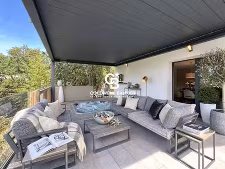 maison de luxe à vendre dans le quartier nord