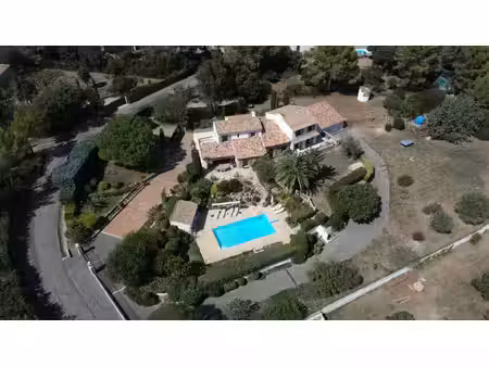 villa d'exception ? type mas provençal