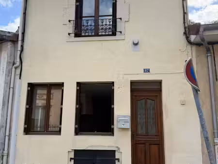 maison de village à joinville (52300)