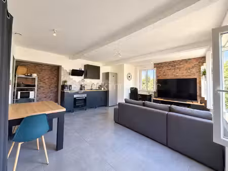 duplex de 63 82 m² à sourcieux-les-mines