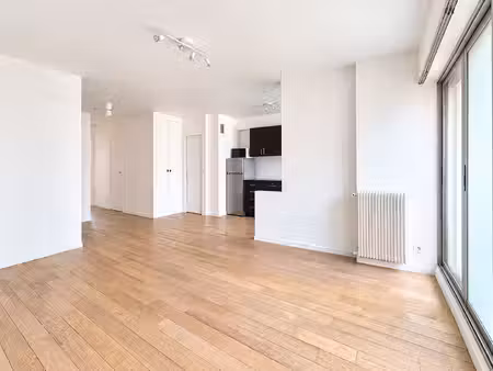 paris 15 - appartement 2 pièces vide