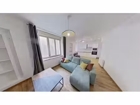 appartement t2 en rdc rénové - centre-ville de sablé-sur-sarthe