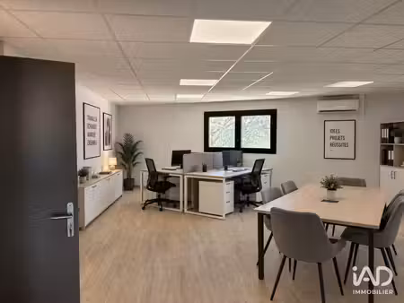 bureaux à la tour-de-salvagny (69890)