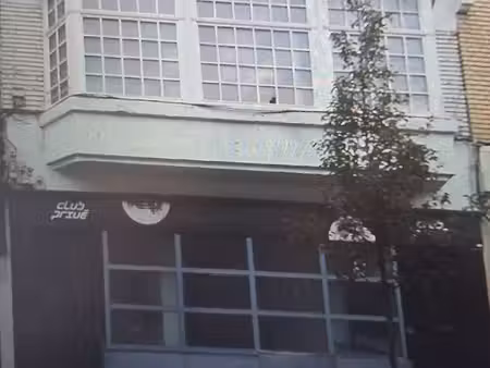 local commercial 280 m2