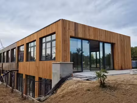 3 ch peb a clos privé jardin 1500m² pompe chaleur. système d