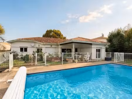 maison 5 pièce(s) 146 m2