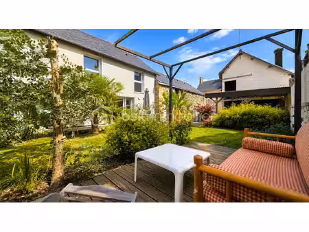 maison de 210 m² à fougeres