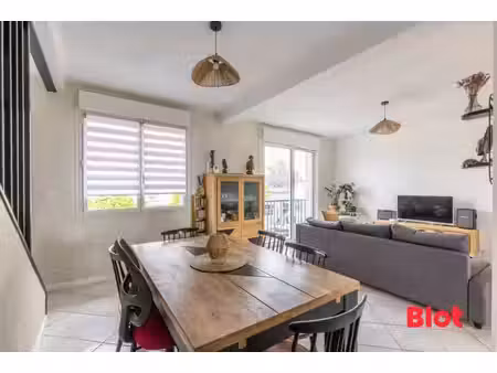 a vendre chez blot à mordelles centre appartement maison type 5 120m2 4chs double garage e