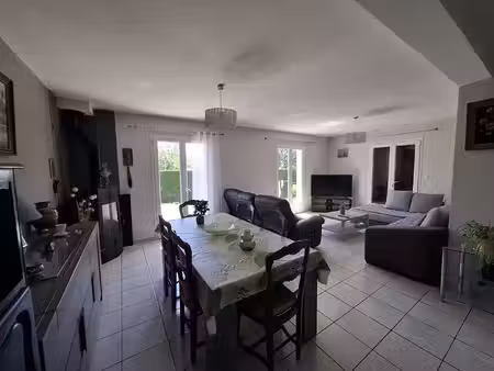 maison saint pee sur nivelle