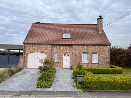 villa 4 façades tout confort à louer