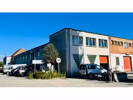 bureaux +- 44 m²
