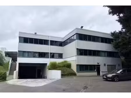 immeuble semi-industriel à louer à jette