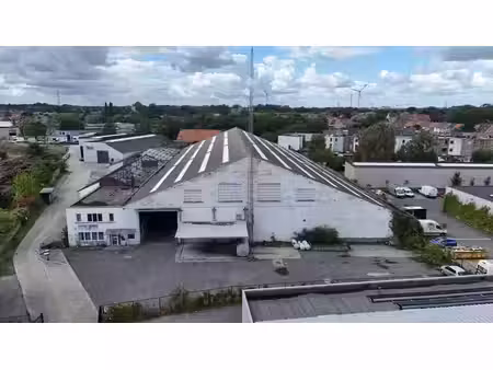 entrepôt à louer à gand  avec des travaux de rénovation prév