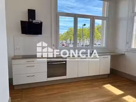 location appartement 3 pièces à lorient centre ville (56100) : à louer 3 pièces / 74m² lor