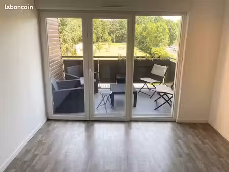 t3 65m² récent et disponible à partir du 26/10/26