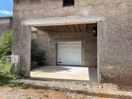 local garage entrepôt 50 m2