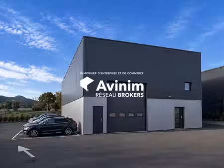 location local commercial