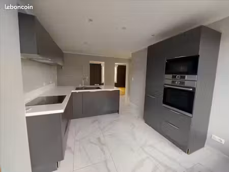 appartement 3 pièces 96 m²