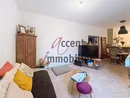appartement 3 pièces 75 m²