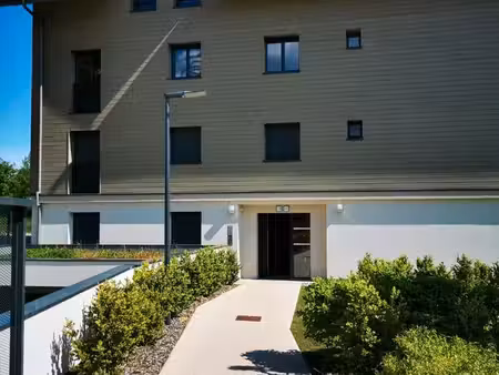 t2 meublé avec jardin  terrasse & garage – prévessin-moëns
