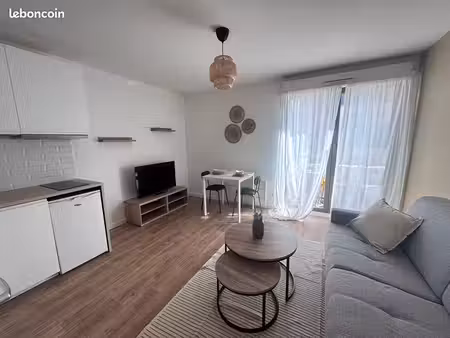 studio 1 pièce 22 m²