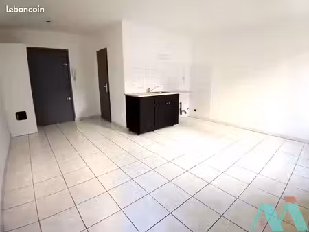 studio 1 pièce 25 m²